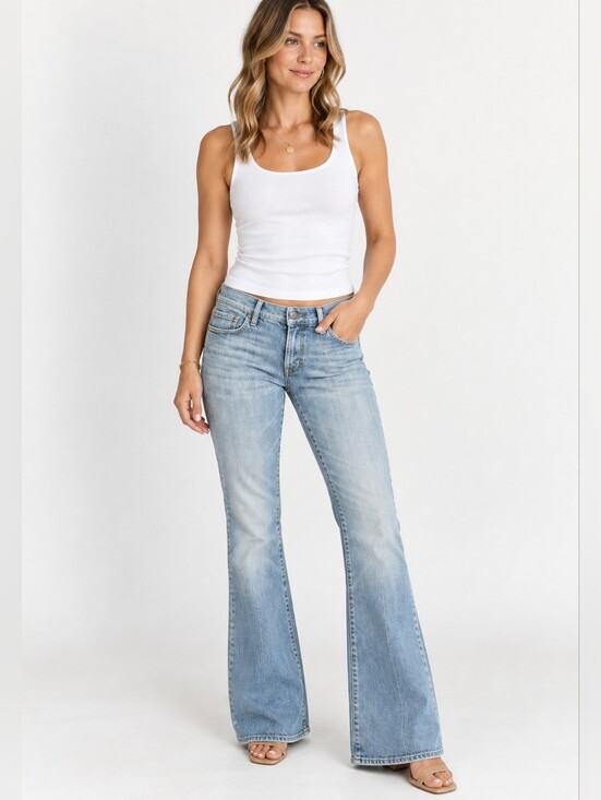 Citizens Of Humanity Denim - Citizens of Humanity Ingrid 002 low waist flare jean size 27